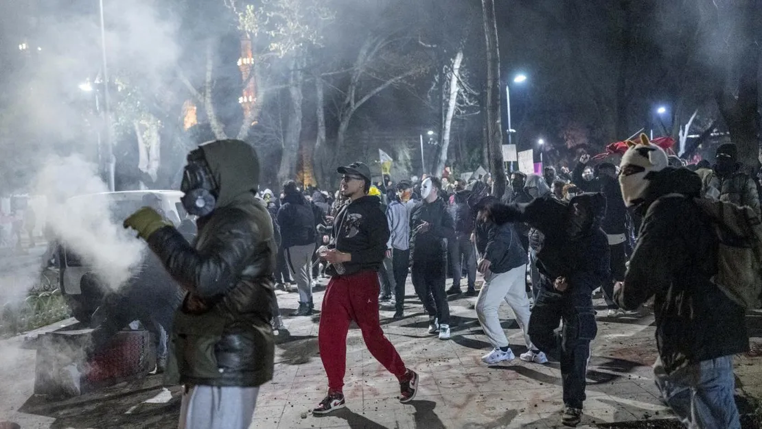 icisleri-bakani-yerlikaya-1418-gozalti-aciklandi