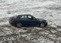 bos-araziye-ucan-otomobilde-surucu-yaralandi