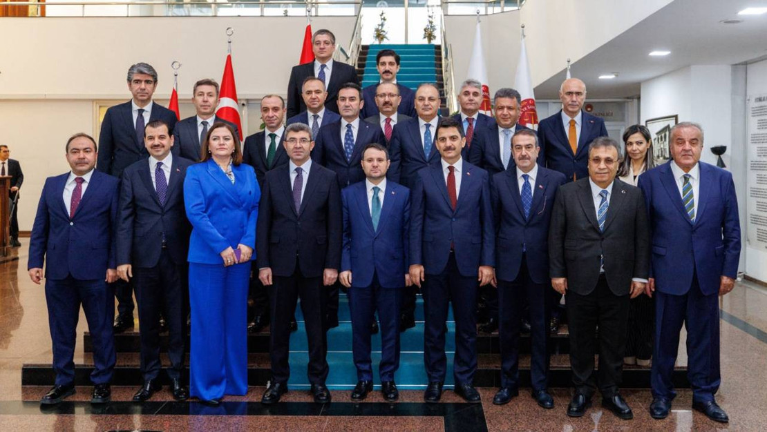 akin-gurlek-hsk-uyeleriyle-ilk-toplantisini-gerceklestirdi