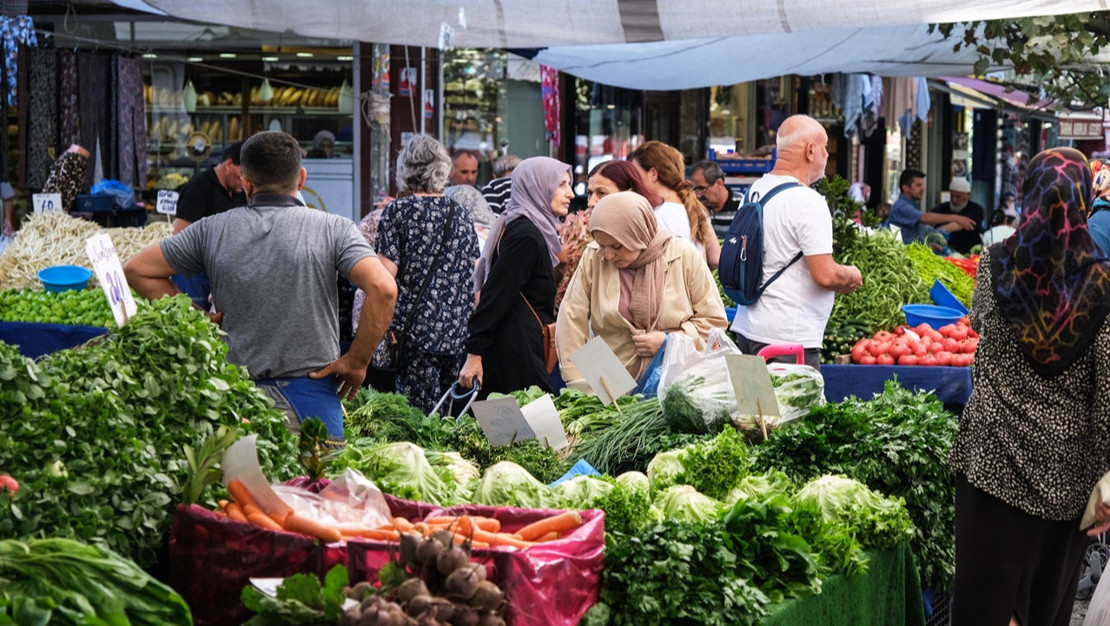 turk-is-arastirmasi-4-kisilik-aileye-aclik-siniri-30-bin-tl-gecti