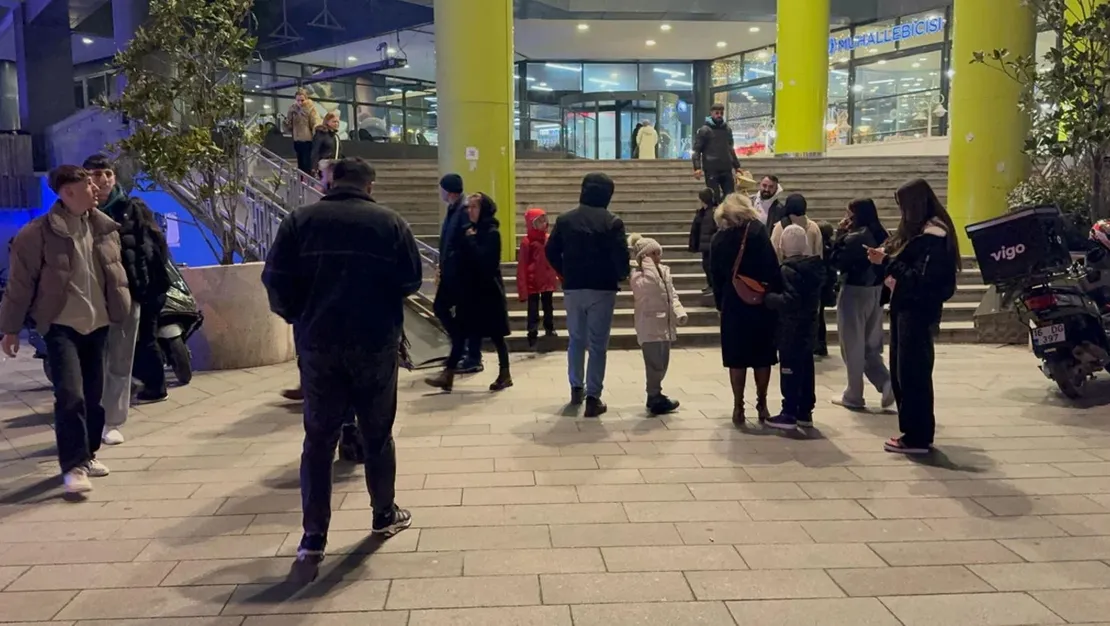 corlu-da-gaz-kokusu-panik-yaratti