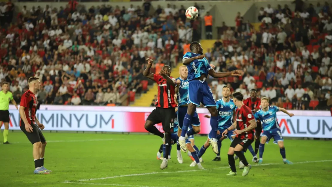 gaziantep-fk-samsunspor-la-2-2-berabere-kaldi