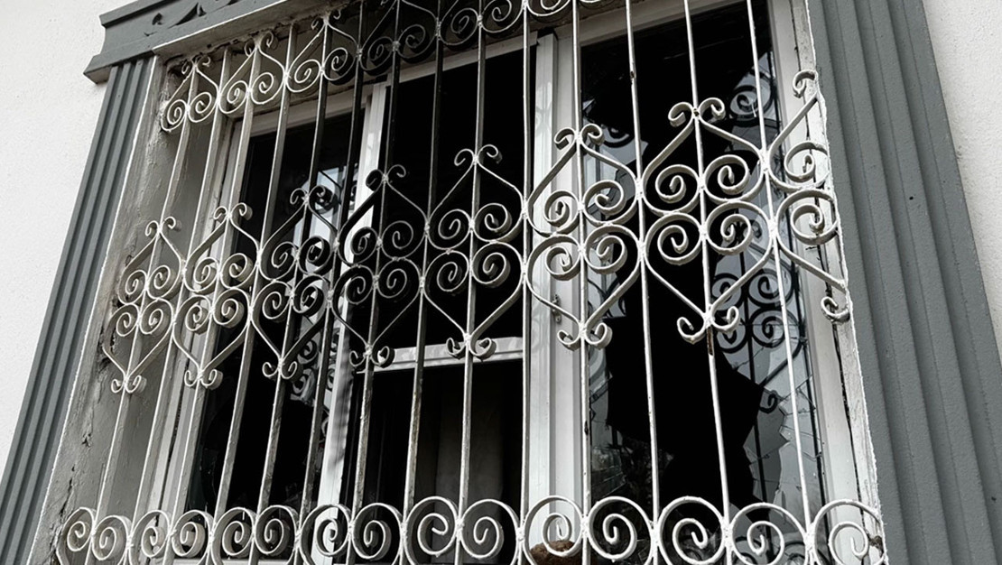 akyazi-mahallesi-ndeki-yanginda-iki-kisi-hayatini-kaybetti