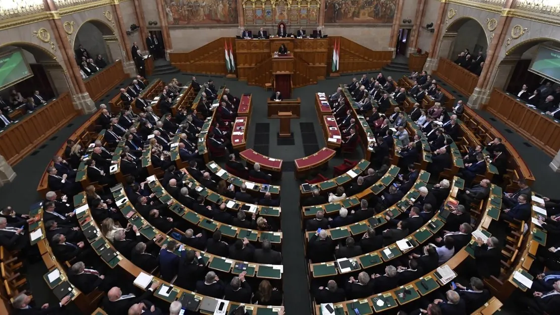 macaristan-da-lgbt-faaliyetleri-yasaklandi