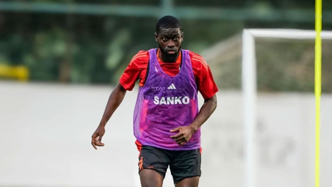 gaziantep-fk-da-badou-ndiaye-ile-sozlesme-feshedildi