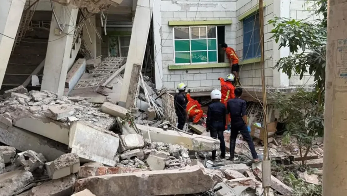 tayland-da-depremde-96-olu-var