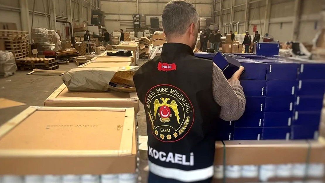 kocaeli-de-taklit-oto-yedek-parca-operasyonu-duzenlendi