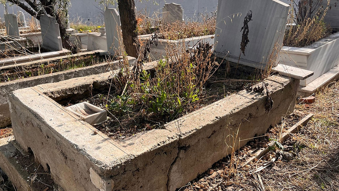 hayrabolu-mezarligi-ndan-calinan-mermerler-bulundu