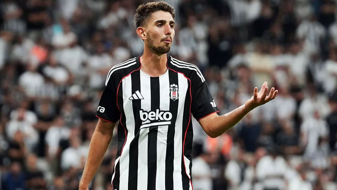 besiktas-ta-demir-ege-tiknaz-mac-kadrosundan-cikarildi