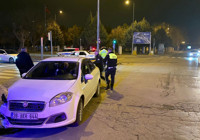 melikgazi-de-trafik-kazasi-iki-otomobil-carpisti