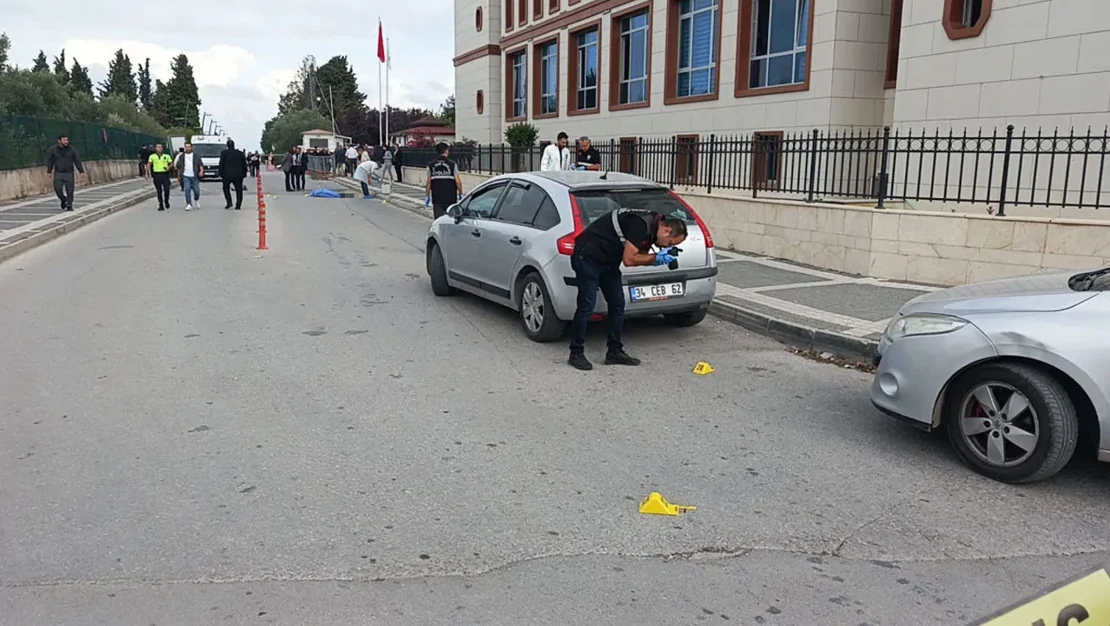 yalova-adliyesi-onunde-tanik-olduruldu