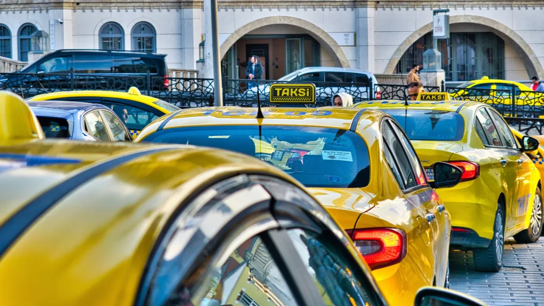 ticari-araclarda-guvenlik-sistemi-zorunlulugu-ertelendi