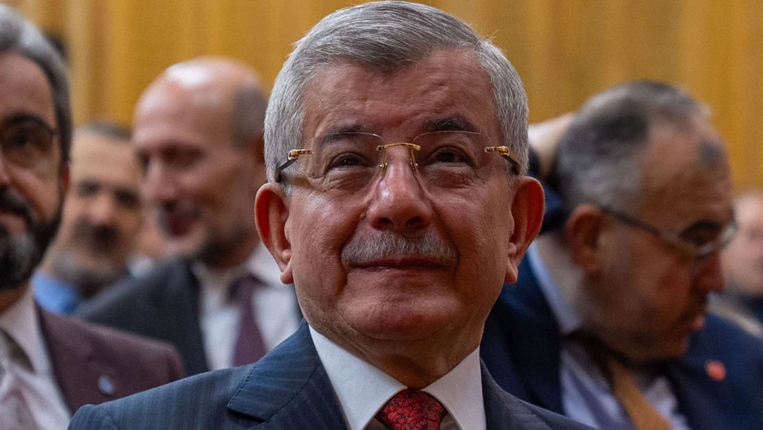 ahmet-davutoglu-ndan-emeklilere-ek-maas-teklifi