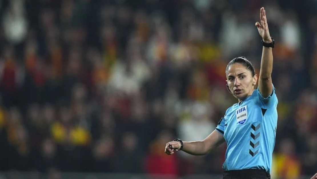 kadin-hakemle-tarihi-musabaka-goztepe-ve-alanyaspor-berabere-kaldi