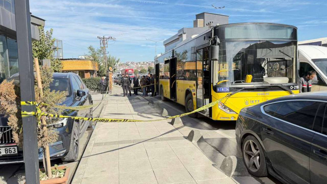 arnavutkoy-de-iett-otobusunde-kavga-1-olu-2-yarali