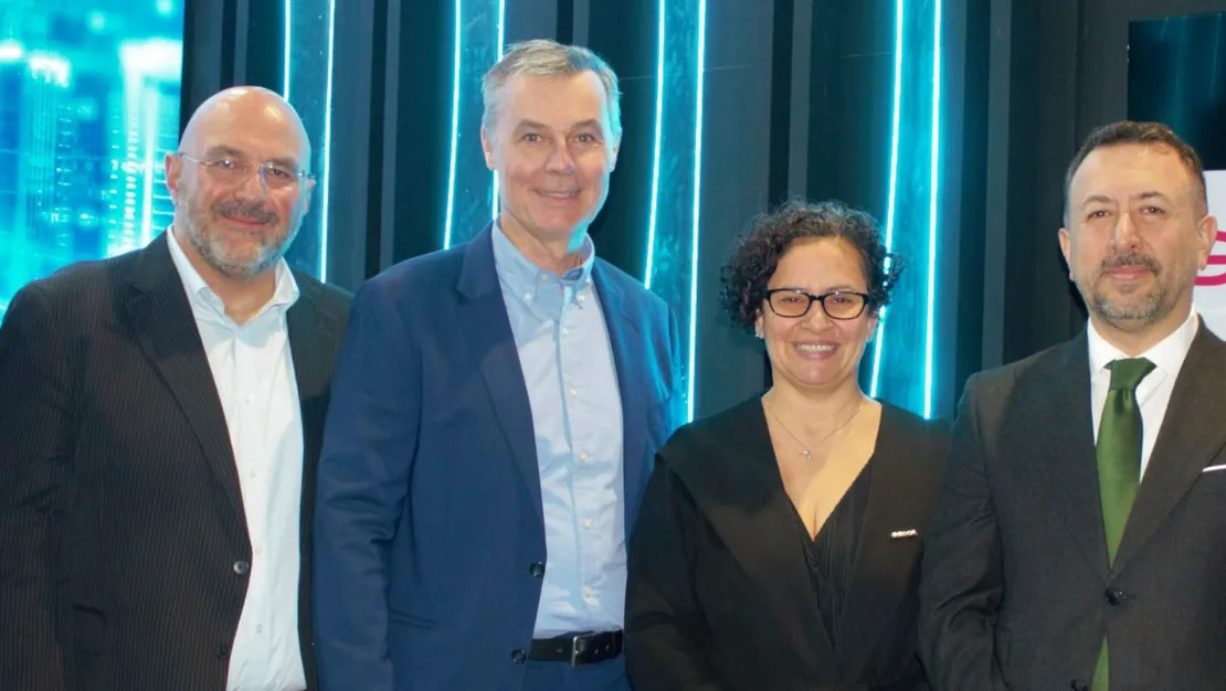 dijital-donusumde-oncu-turk-telekom-basarisi