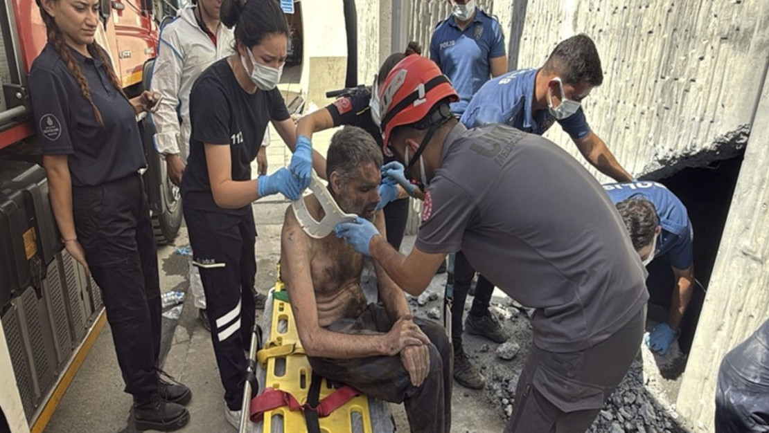 beyoglu-nda-tunelde-mahsur-kalan-adam-portekizli-cikti