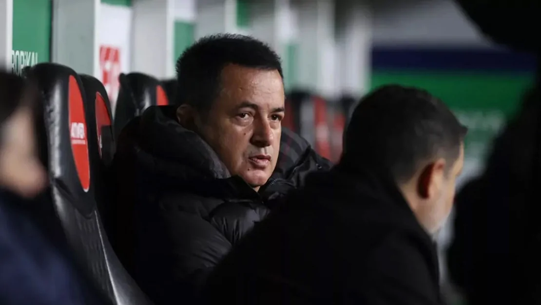 acun-ilicali-nin-takiminda-kavga-cikti