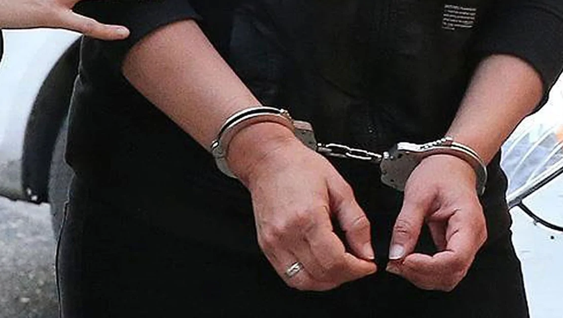 istanbul-da-cocugunu-zehirleyerek-olduren-anne