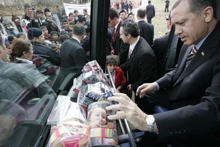 Erdoğan AK Parti’ye açılan davayı değerlendirdi
