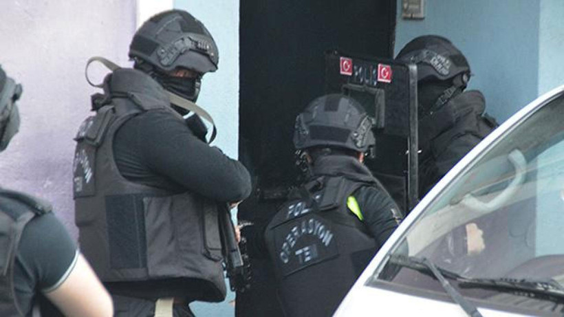 bursa-da-3-8-milyar-liralik-bahis-operasyonu-22-gozalti