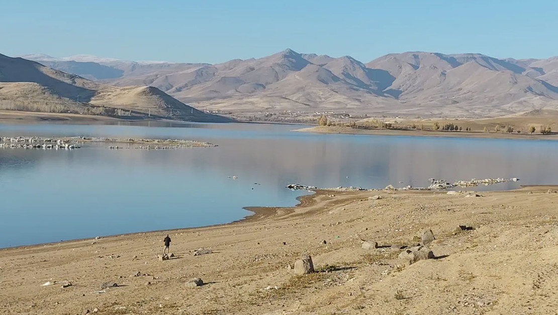 van-da-barajlar-kritik-su-seviyesine-dustu