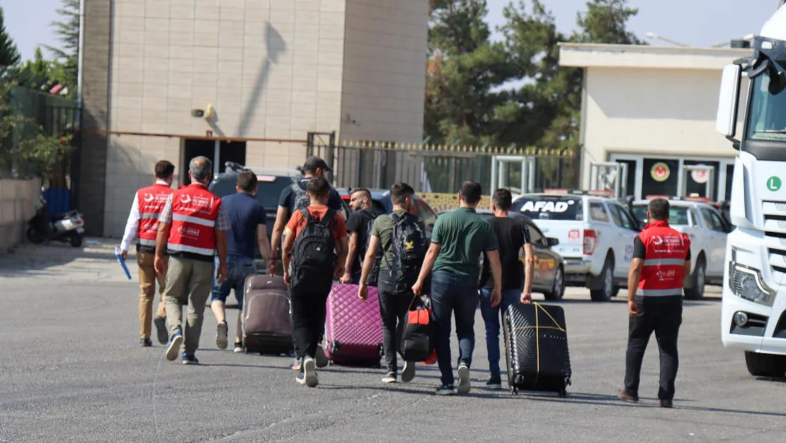 suriyeliler-gonullu-olarak-donuyor