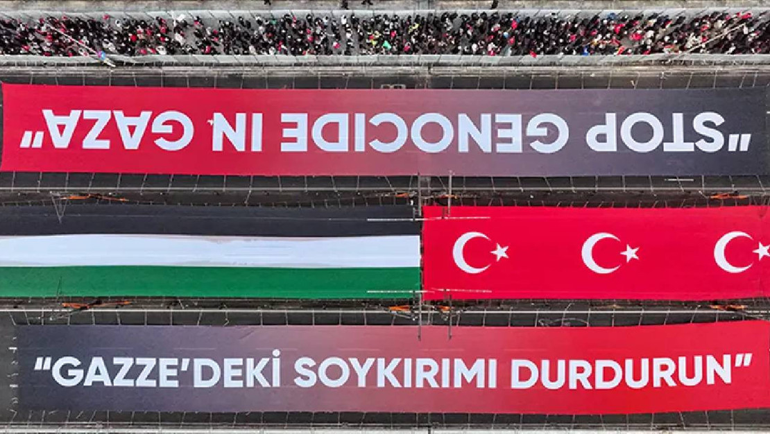 istanbul-da-galata-koprusu-nde-filistin-icin-bulusma