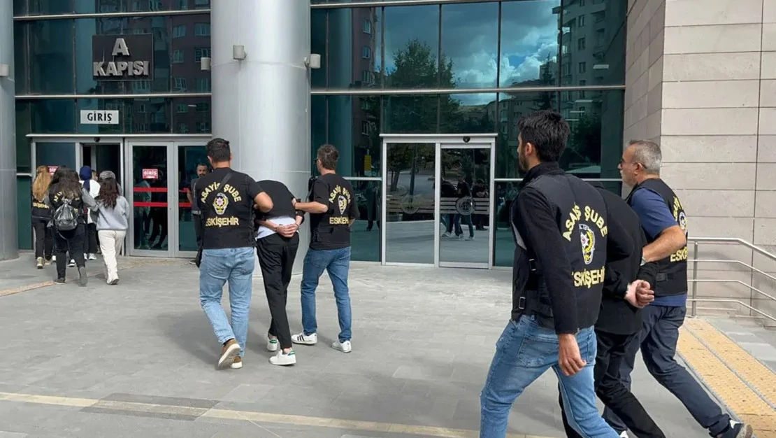 eskisehir-de-mulk-dolandiricilari-yakalandi