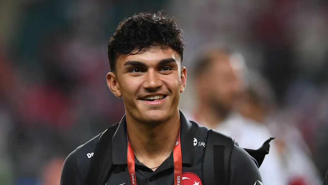 eintracht-frankfurt-can-uzun-konusunda-tff-ile-gorustu