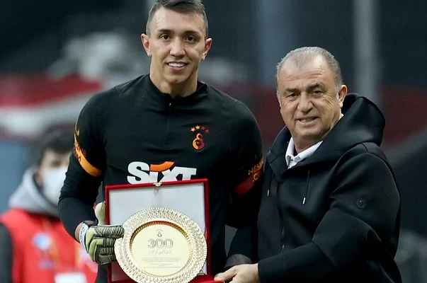 Muslera: Galatasaray’da bırakmak istiyorum Muslera: Galatasaray'da bırakmak istiyorum