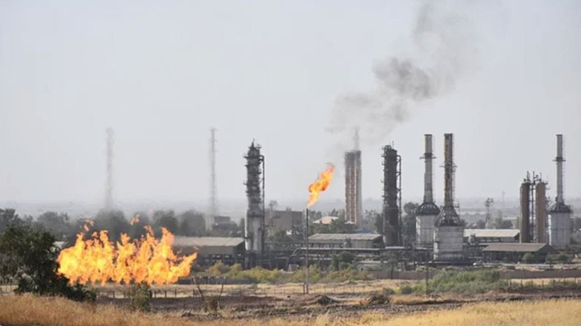 irak-ve-suriye-arasindaki-petrol-ihracati-basladi