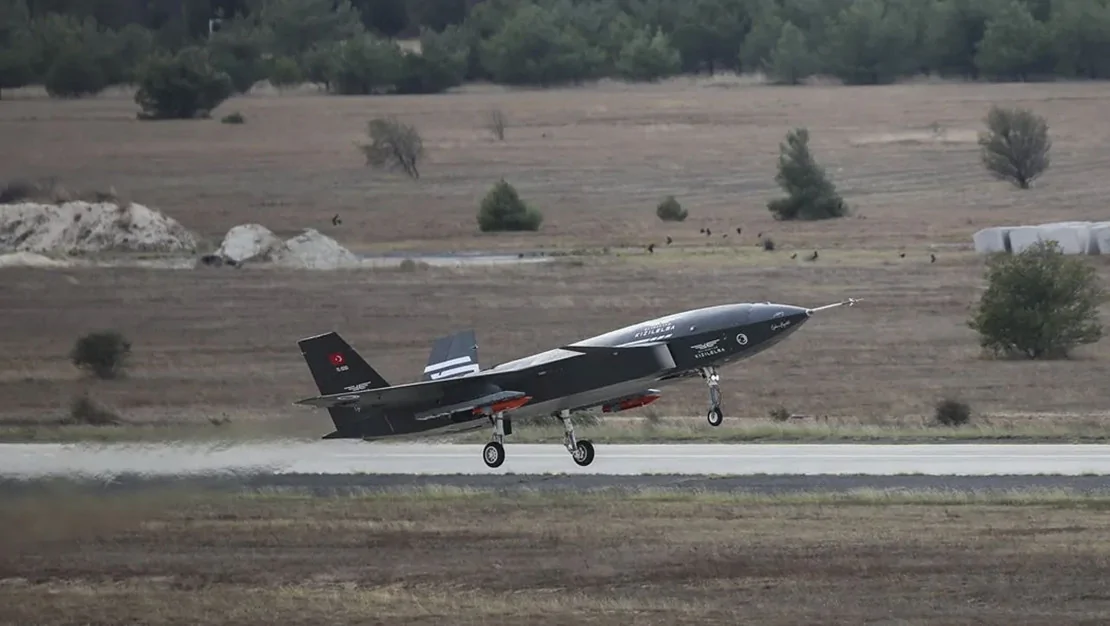 bayraktar-kizilelma-tolun-muhimmatiyla-ilk-testi-basariyla-gecti