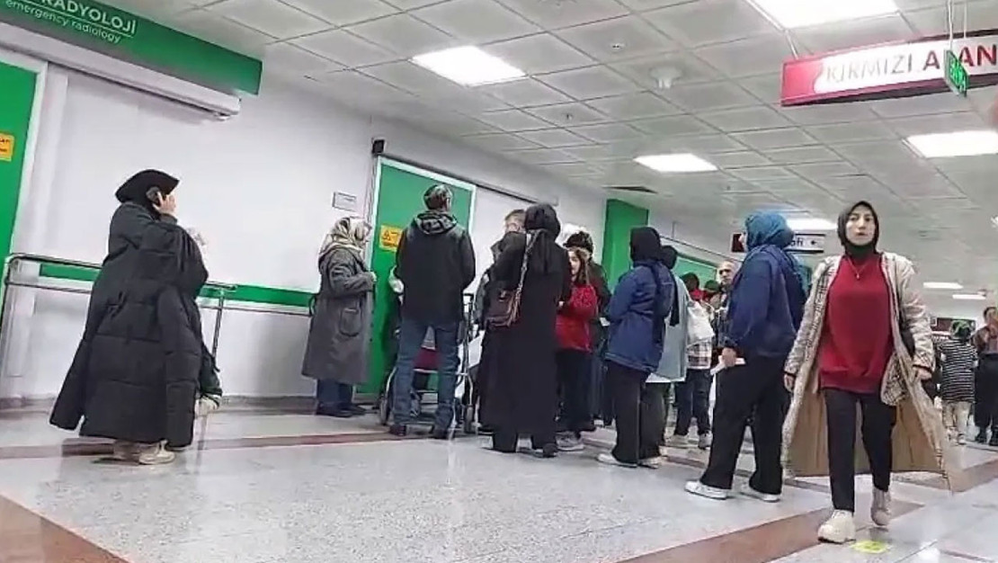 erzurum-da-izdiham-23-ogrenci-yaralandi