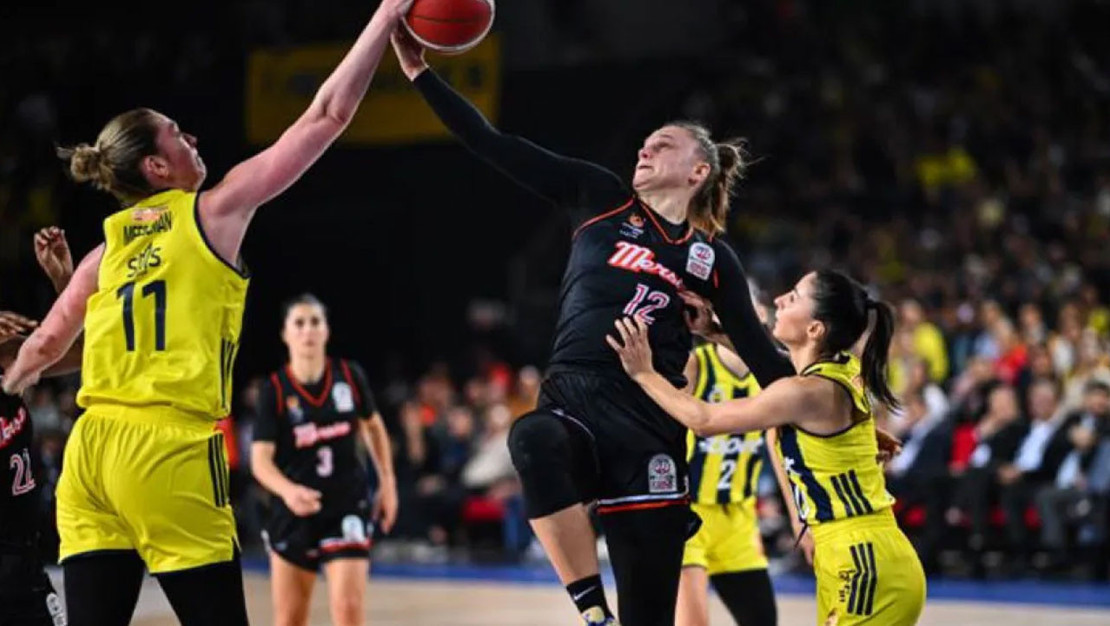 fenerbahce-opet-kadinlar-cumhurbaskanligi-kupasi-ni-kazandi