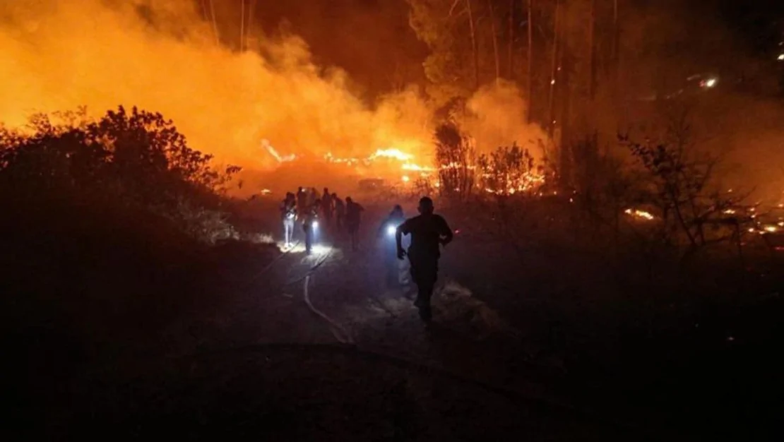 antalya-ve-mugla-da-orman-yanginlari-devam-ediyor