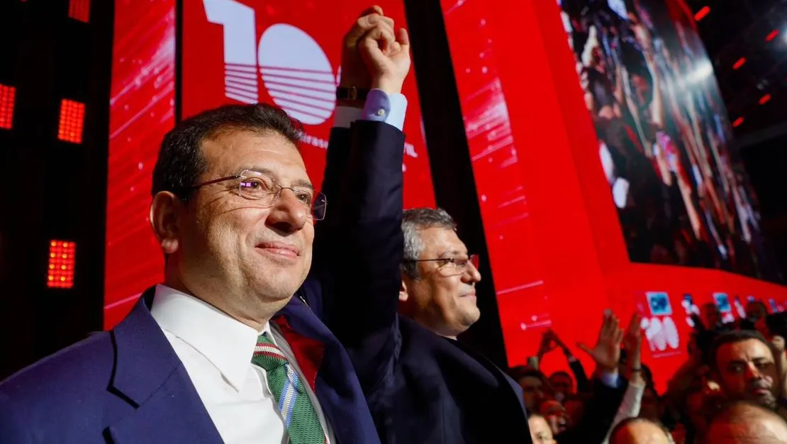 ozgur-ozel-ekrem-imamoglu-nu-ziyaret-etti