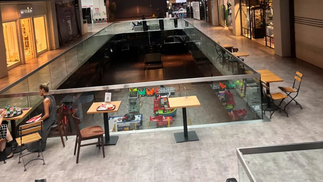 prestige-mall-kapatildi-ekonomik-zorluklar-etkiledi