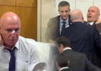 tbmm-de-tansiyonu-yukselten-kavga-gundemi-sarsiyor