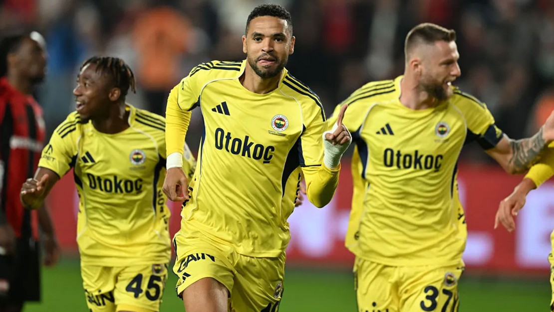 fenerbahce-gaziantep-fk-yi-4-0-maglup-etti