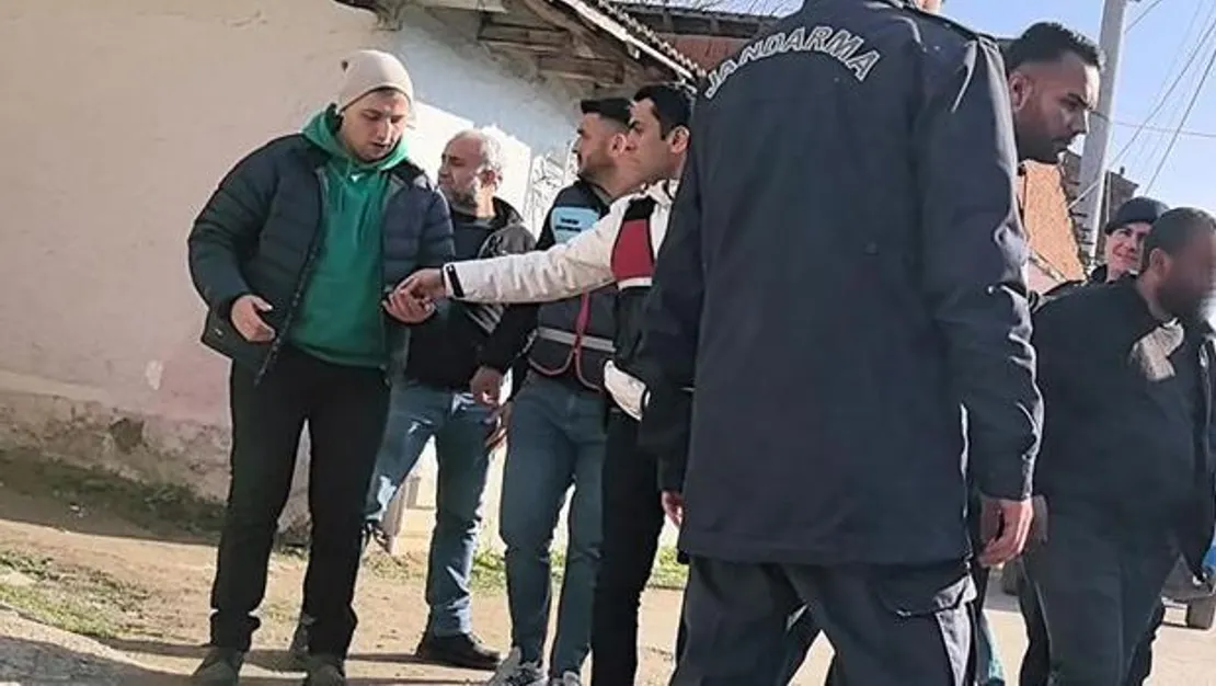 huseyin-g-nin-evi-sarildi-cocuklari-cikti