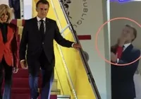 macron-vietnam-da-esinden-yumruk-yedi