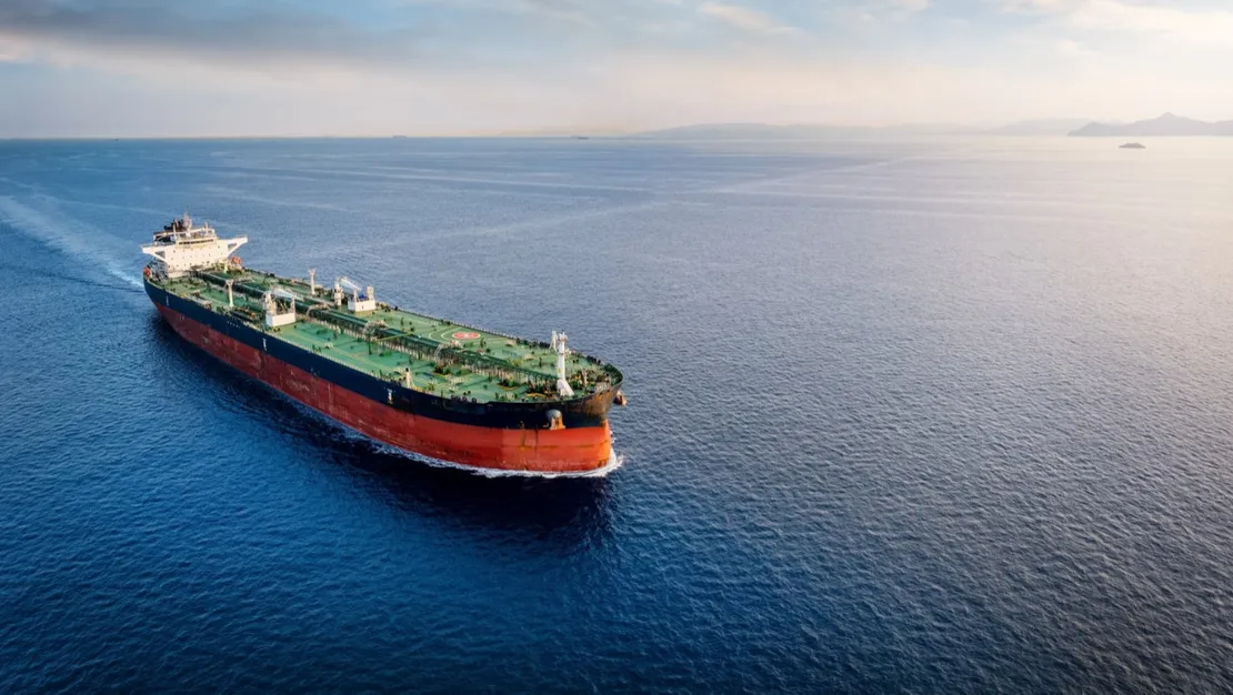 yunan-gemileri-rus-petrolu-tasiyor