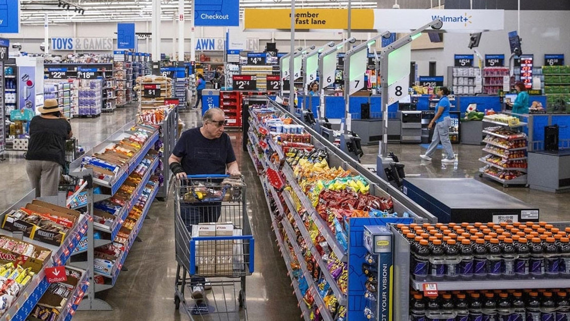 walmart-4-bin-606-magaza-bayramda-kapali