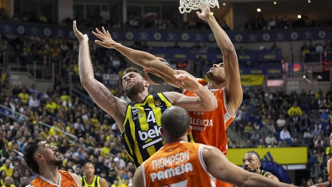 fenerbahce-valencia-basket-i-zorlu-macta-gecti