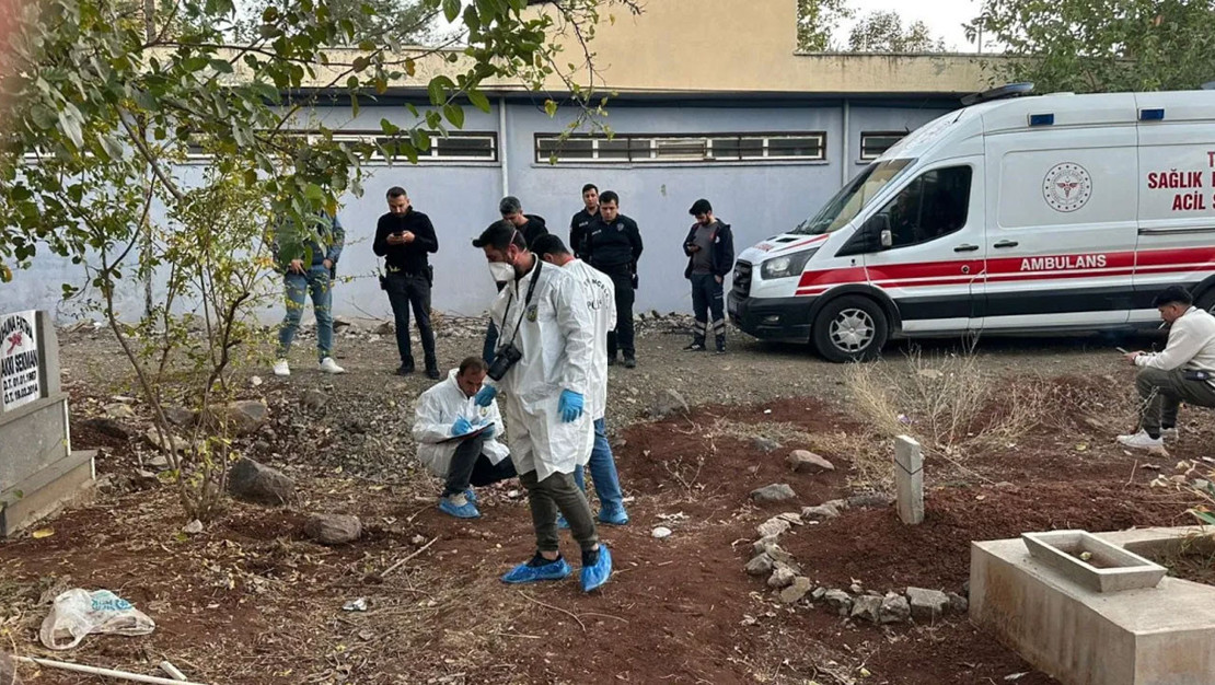 sanliurfa-da-mezarlikta-bebek-cesedi-bulundu
