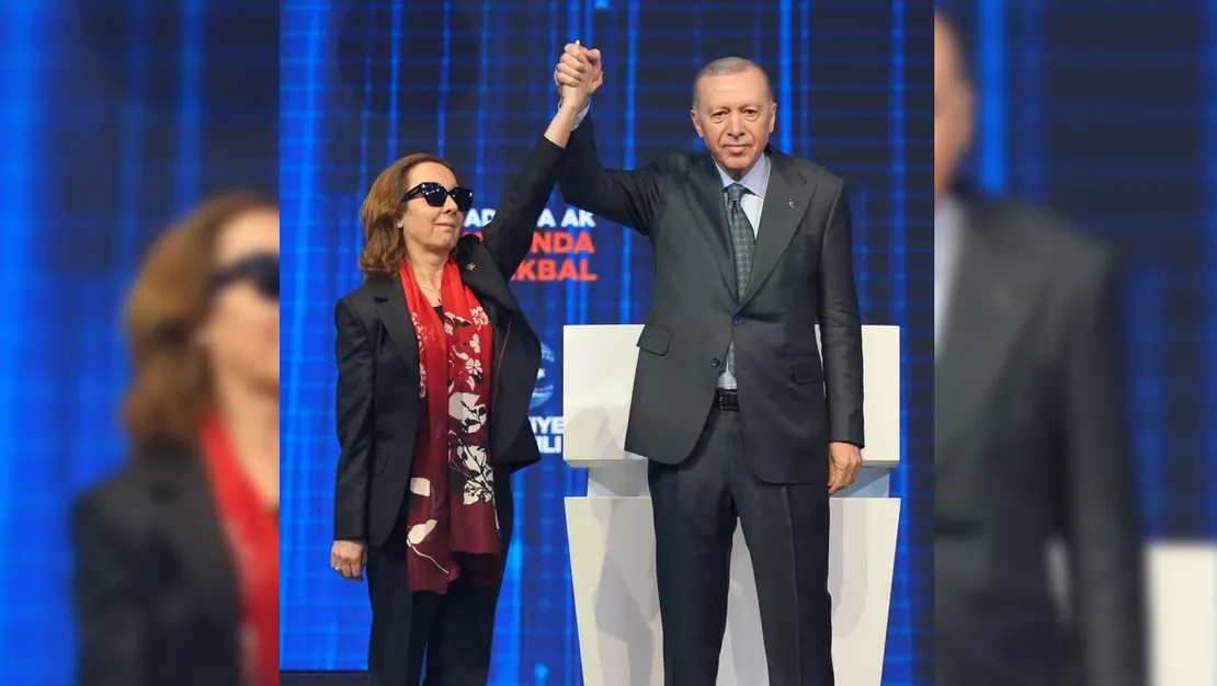 serap-yazici-ozbudun-dan-ozgur-ozel-e-cevap