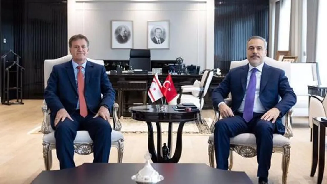 hakan-fidan-kktc-bakaniyla-ankara-da-gorustu