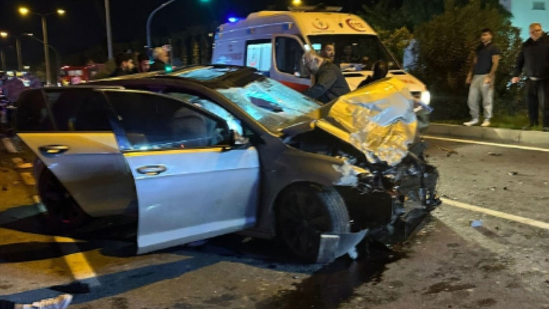 izmir-caddesi-nde-kaza-1-kadin-hayatini-kaybetti