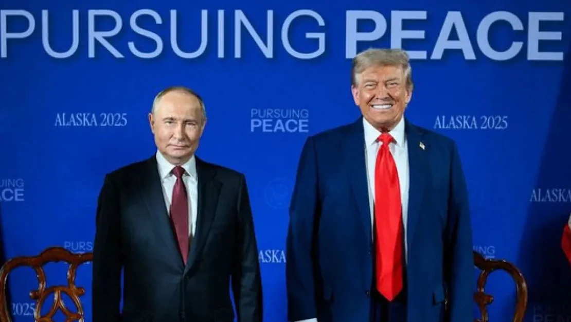 beyaz-saray-trump-putin-zirvesi-fotografi-paylasti